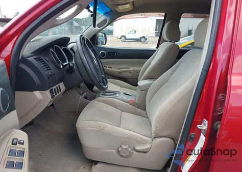 2005 Toyota Tacoma Base V6 z USA, uszkodzony, nr VIN 5TEMU52N45Z106499